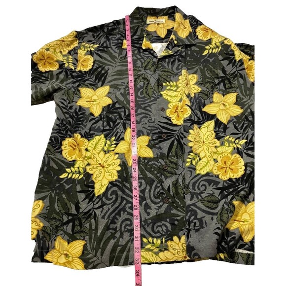 Tommy Bahama Hawaiian Charcoal Yellow Floral AOP Silk Camp Beach Shirt Men's XXL - Picture 8 of 8